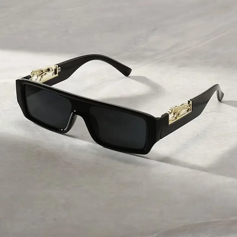 Trendy Jaguar sunglasses