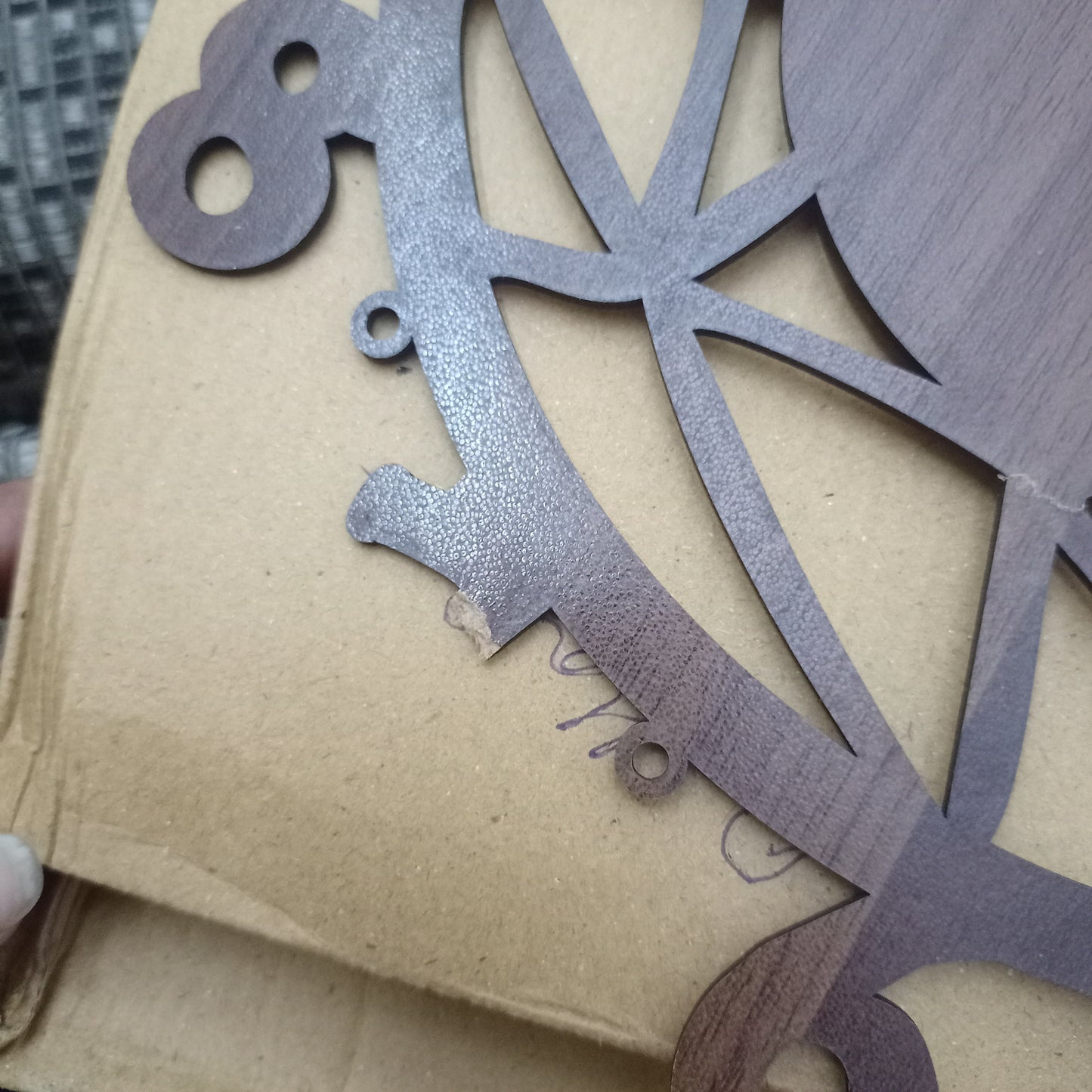 Leafs Wall Hanging Wall Clock