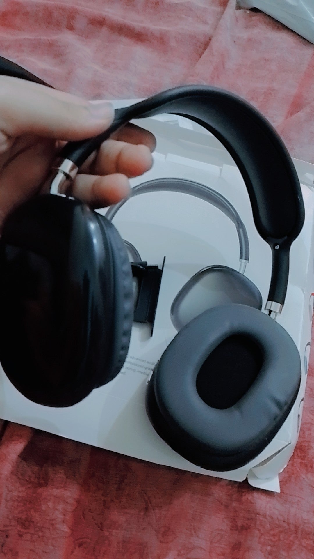 P9 Wireless Bluetooth Headphones with Mic